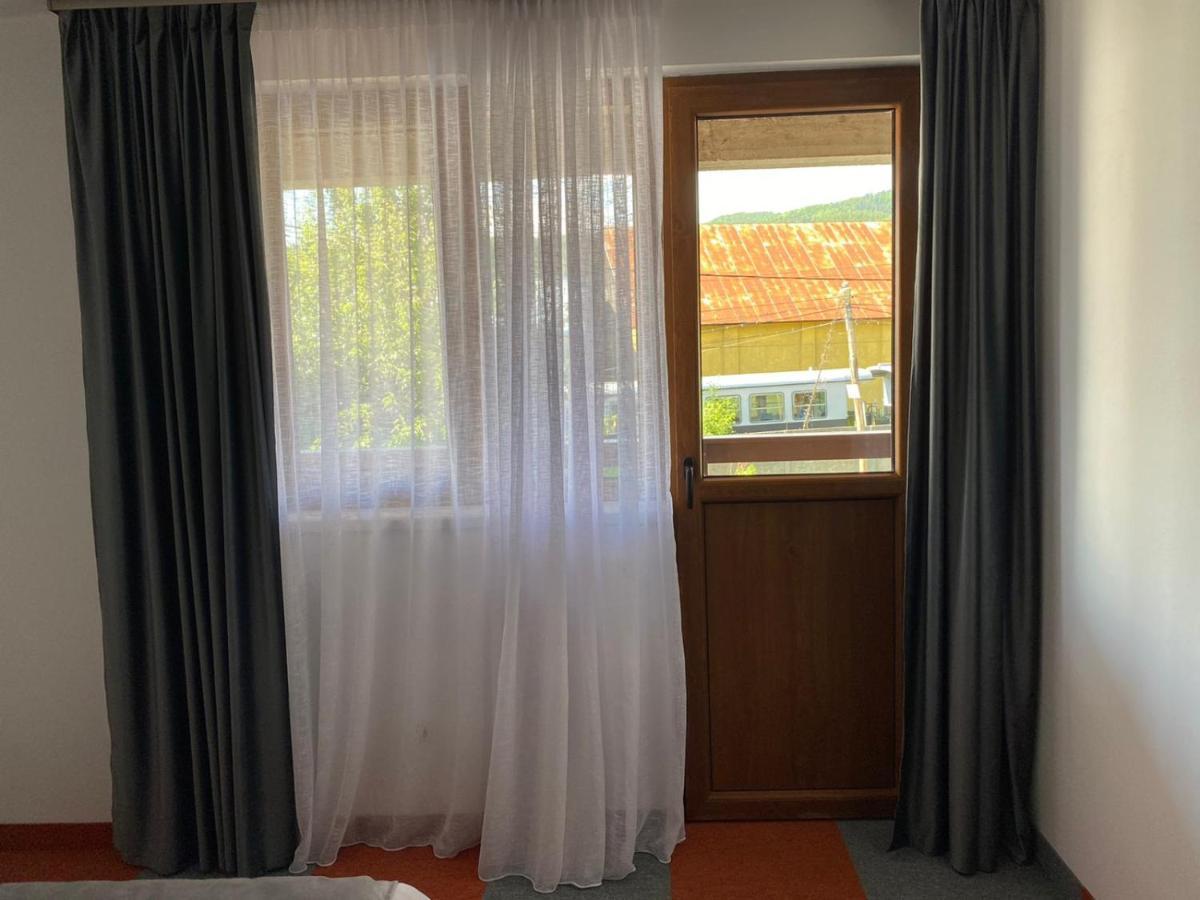 Casa Cerbului Lejlighed Vişeu de Sus Eksteriør billede